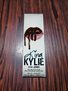 Kylie Cosmetics Matte Lip Kit shade True Brown K/NIB